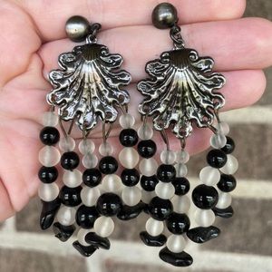 Vintage 80s Black Clear Dangling Shell Silver Tone Natural Stone Earrings Dangle